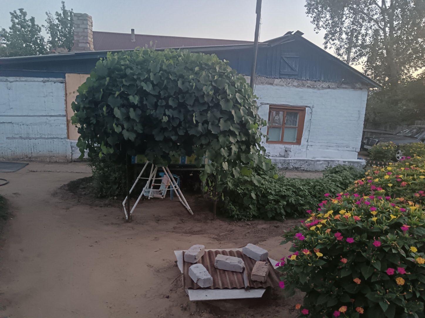 Продам участок 12 соток с домом