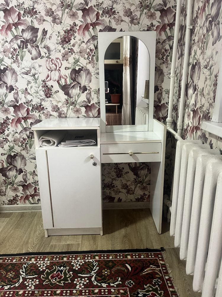Продам спальный гарнитур!