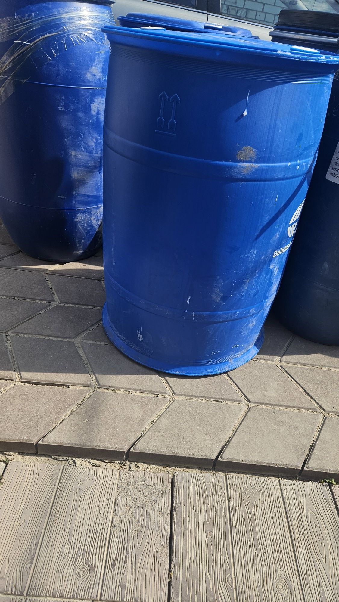 Продам бочки 200л.