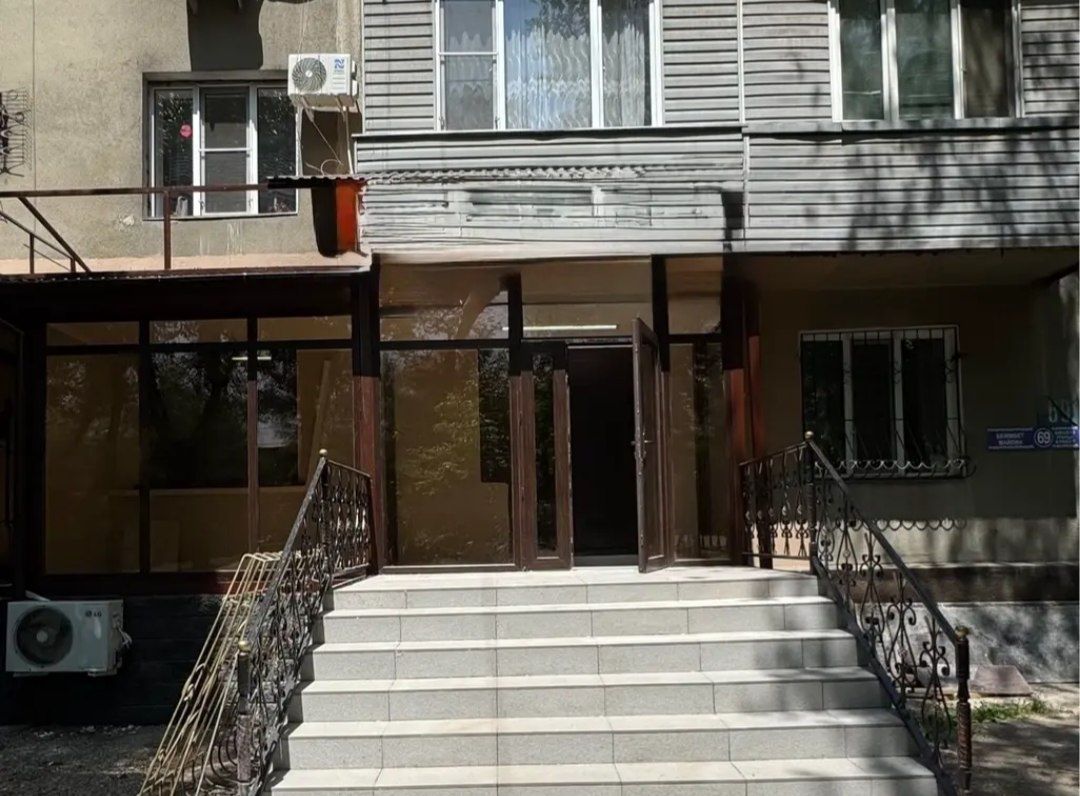 Сдам в аренду коммерческое помещение
