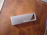 USB 16 gb с луч.хит.+подарок.