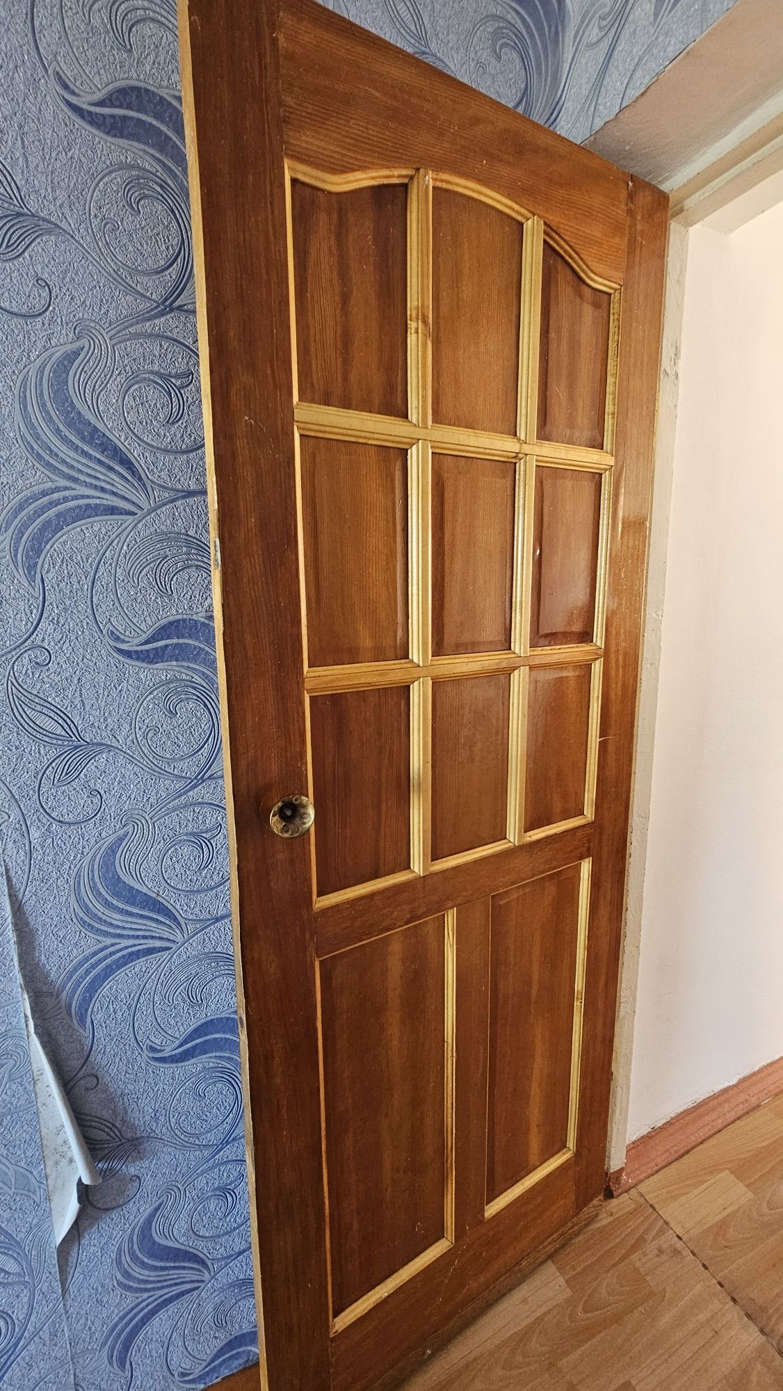 Есік. Ағаш есік (дверь)