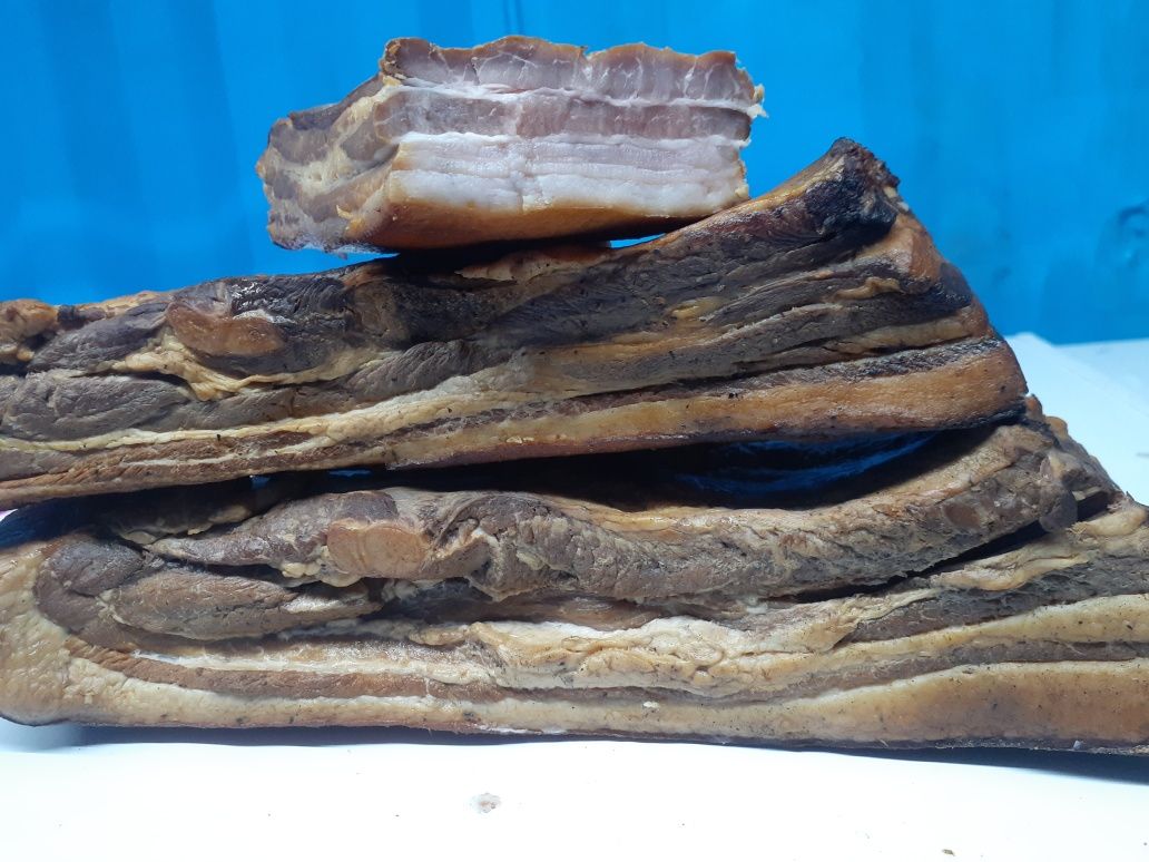 Сало копчёное и солёное, рулеты, колбаса домашняя