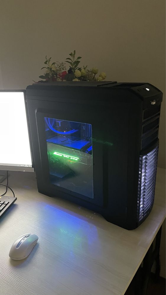 Продаю настольный компьютер. Системный блок+монитор HP 27.