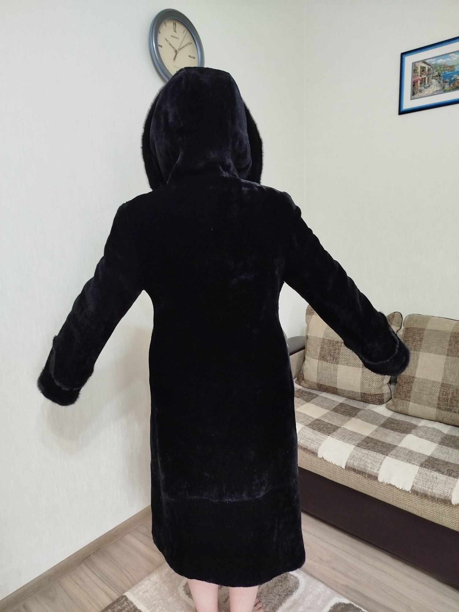 Продам шубу мутон