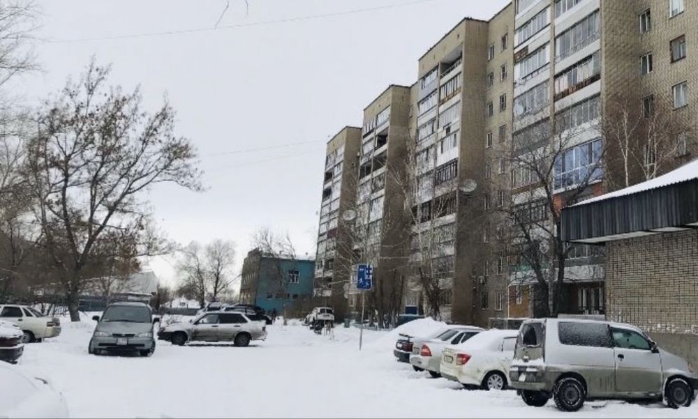Продам 3 ком кв в районе Электротовары