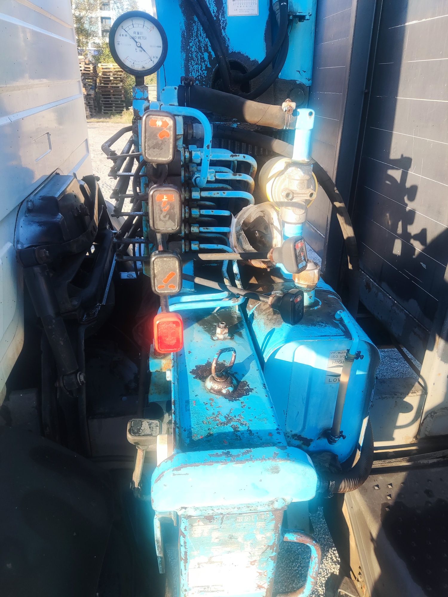Кран Tadano z250 в хорошем состоянии