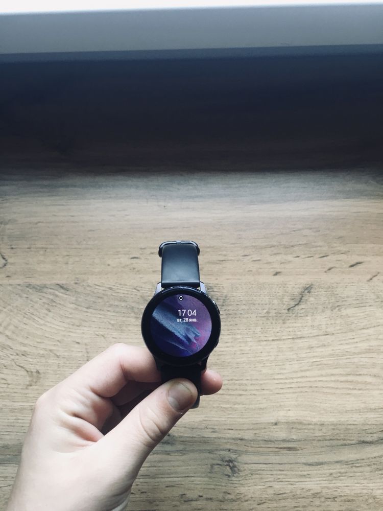 Самсунг Galaxy Watch active2