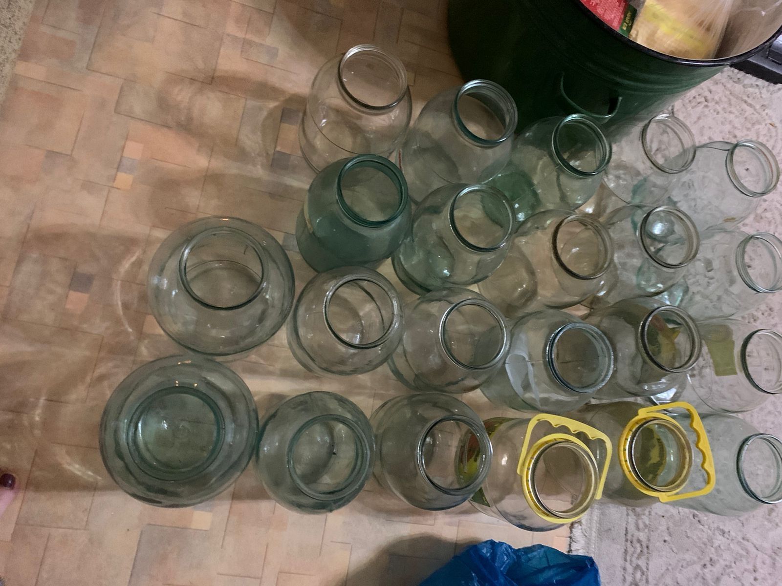 Стеклянные банки