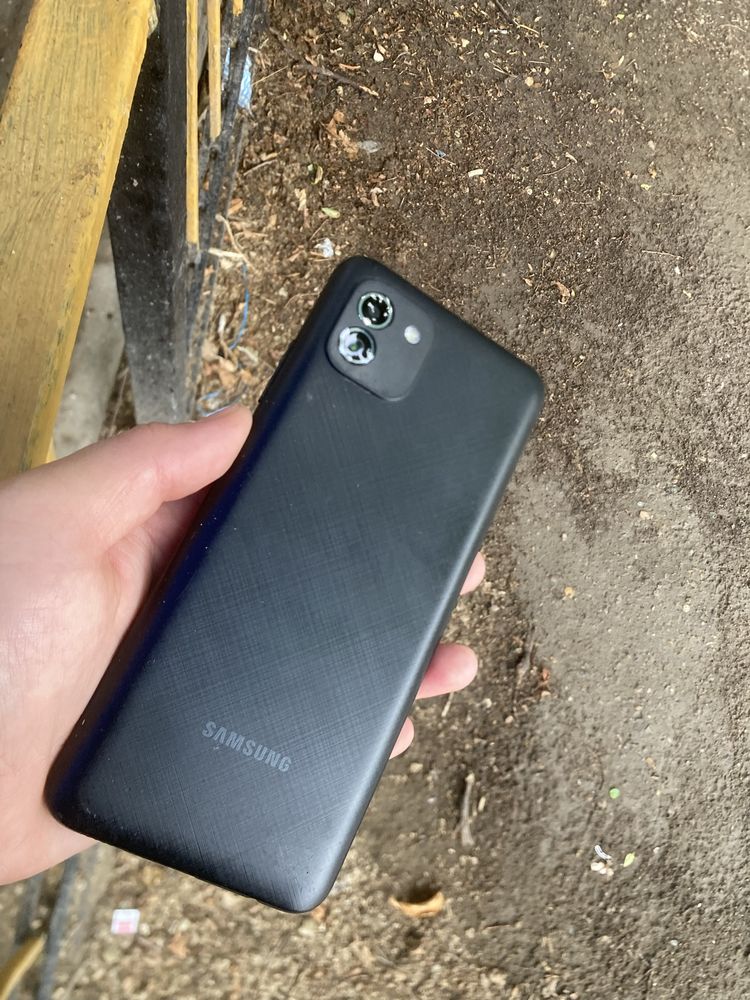 Продам Самсунг А10