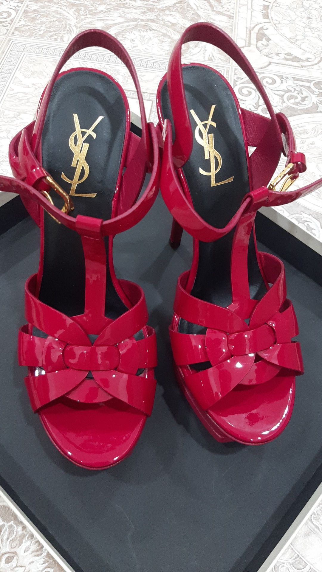 Босоножки бренд YSL 36,5 размер