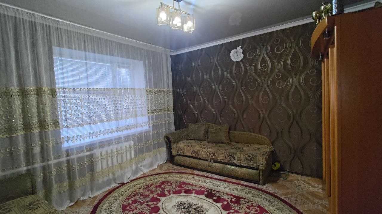 ,,, Продам 6-ти комнатный ДОМ в Пришахтинске