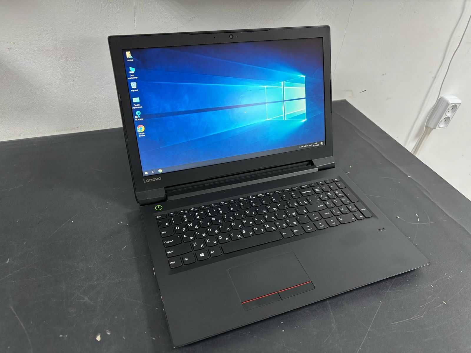 Ноутбук Lenovo CORE i5/SSD работает шустро