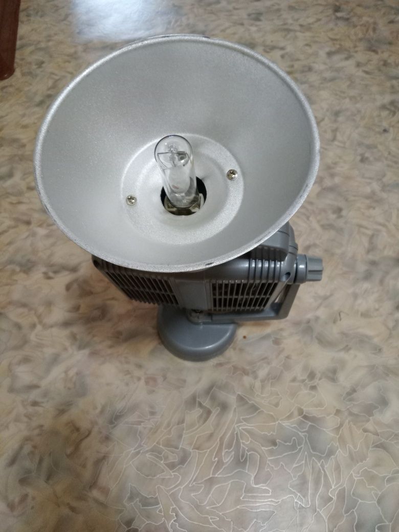 Продам фонарь для освещения