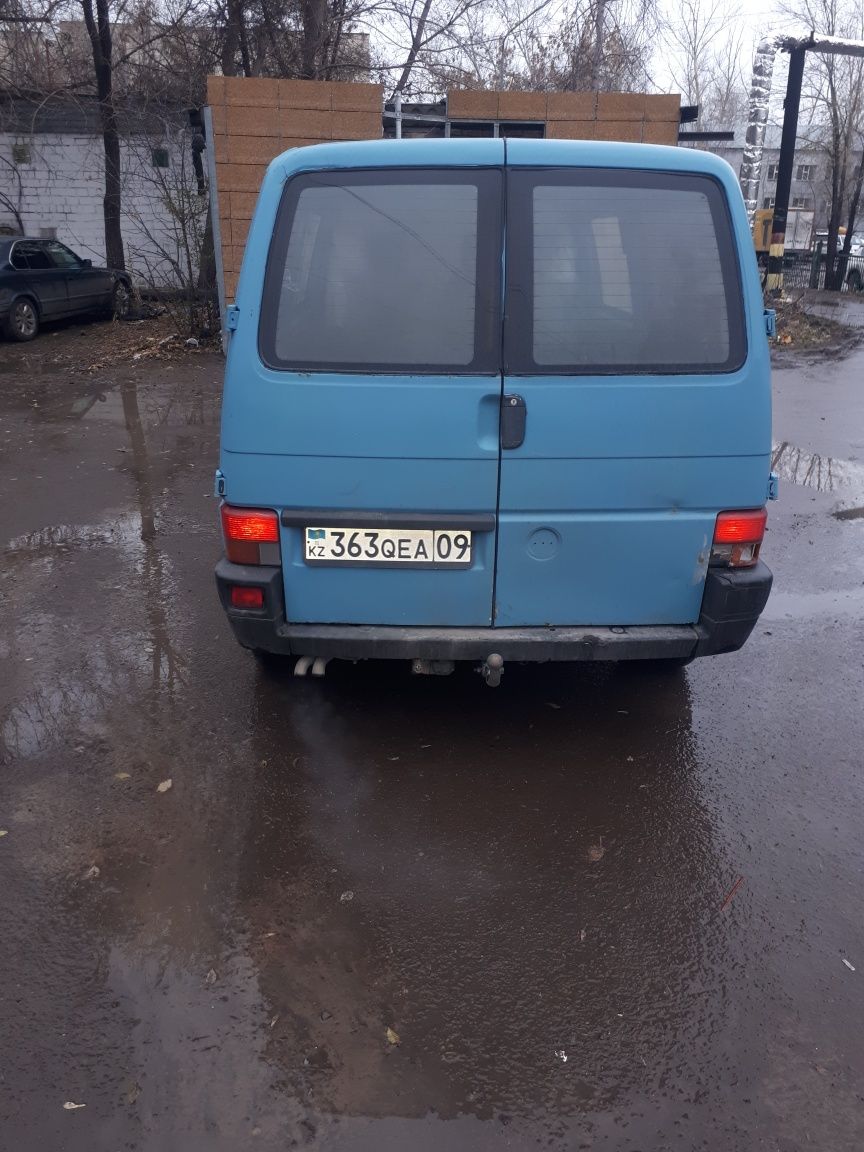Продаю рабочую машину т4 длинная база на полном ходу