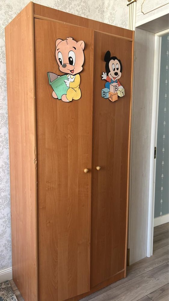 Продам детскую гарнитуру