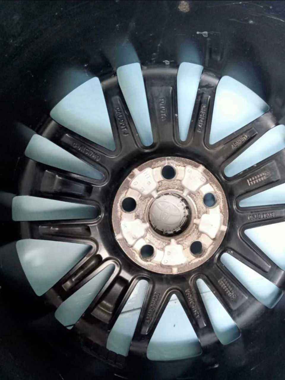 Диски CAMRY  R18 оригинал