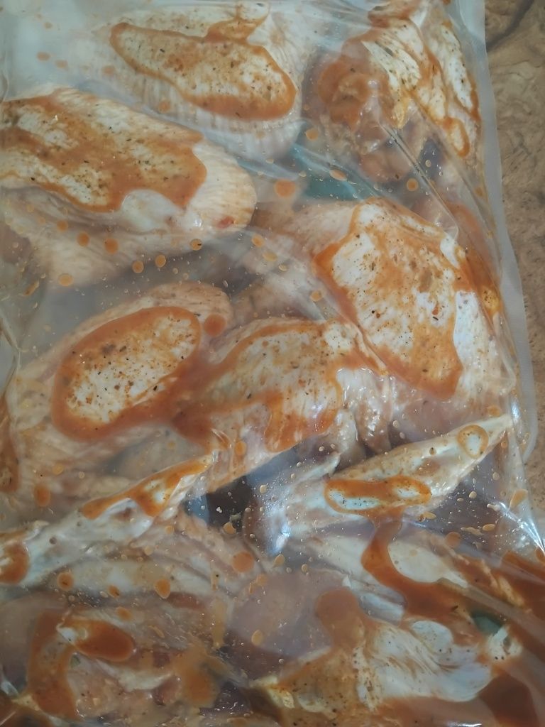 Шашлык маринад филе кур и крылья  вакум по 1 кг