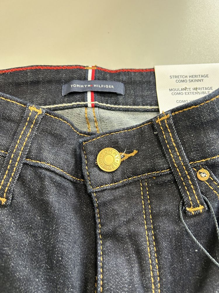 Джинсы Tommy Hilfiger