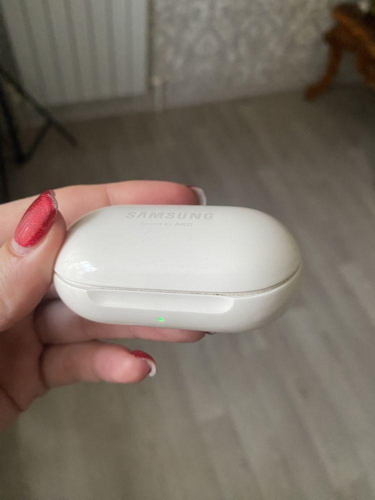 Продам наушники оригинал самсунг