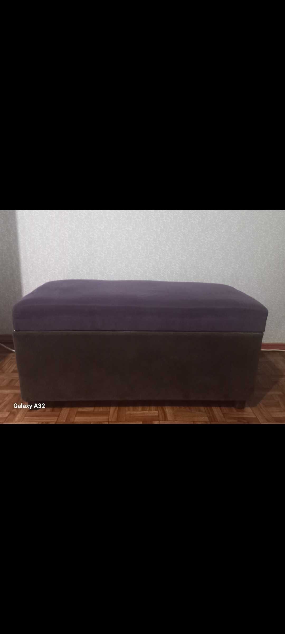 Диван со своей тумбой