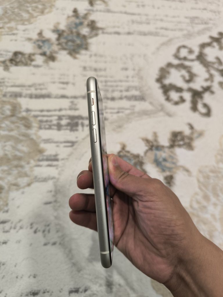 Продаётся iPhone 11