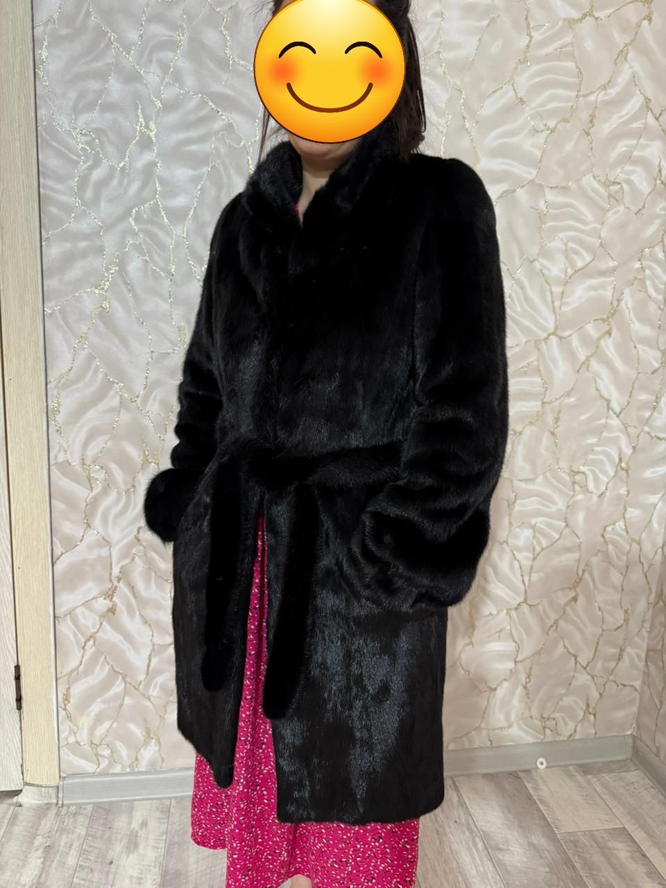 Продаётся норковая шуба