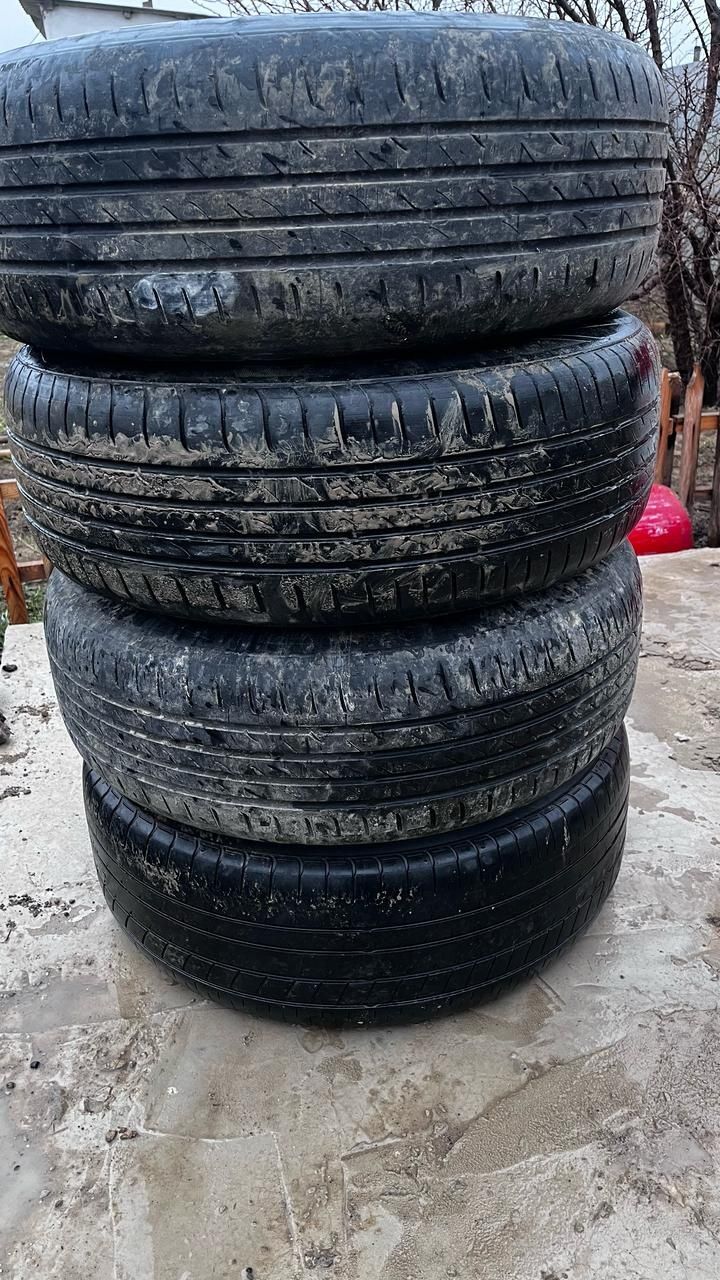 Диска шинасымен сатылады R16 215/60