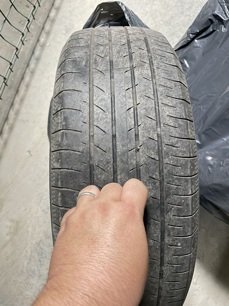 Шины летные yokohama 205/65 R16 95H б/у