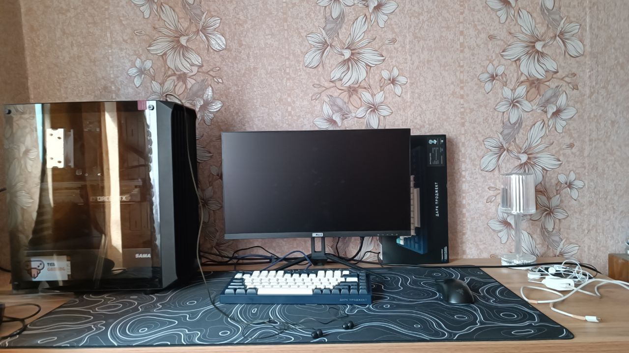 Компьютер, почти новый.