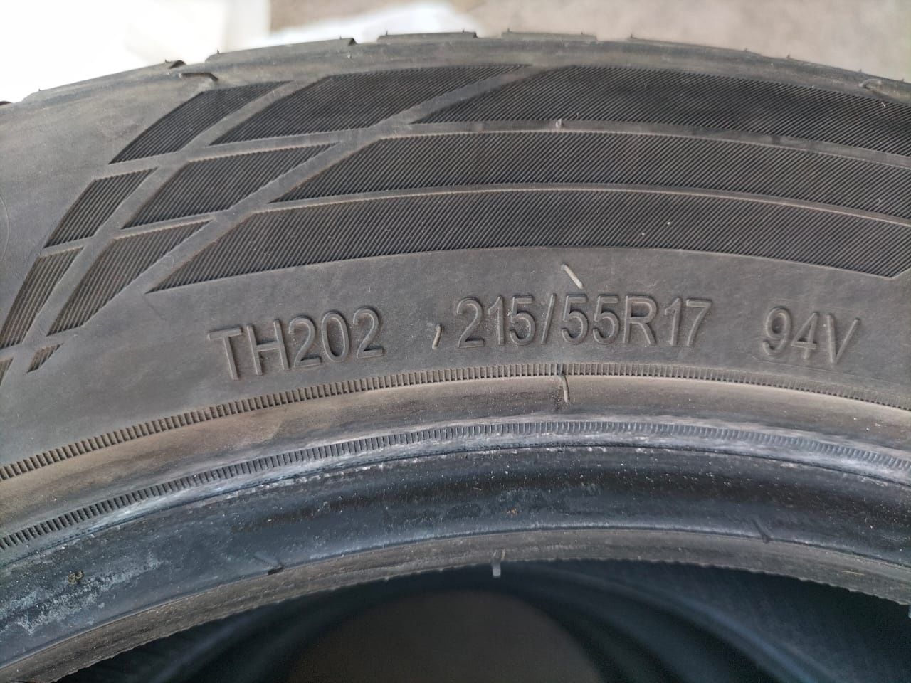 Комплект шин 215, 55, 17
