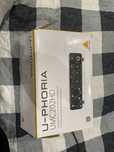 Звуковая карта behringer u-phoria umc202hd