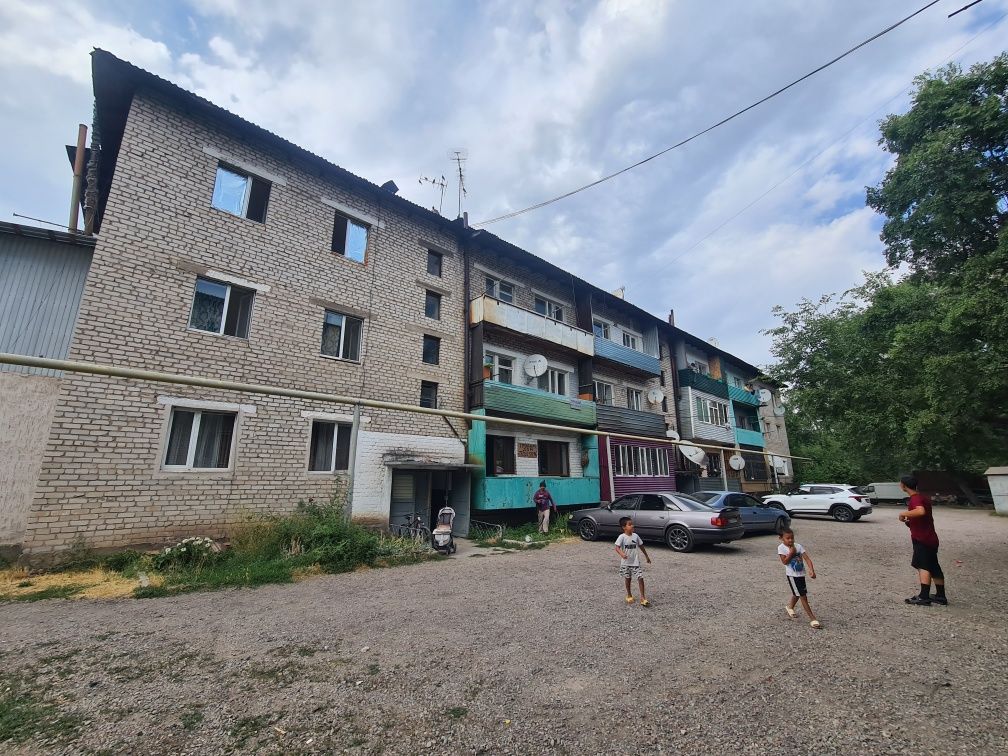 Продам дом 3х комнатная квартира на 1 этаже