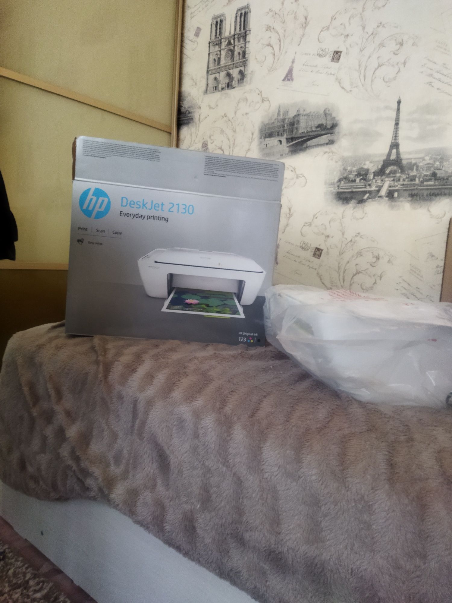 Продам принтер hp Deskjet 2130, состояние отличное,можно сказать новое