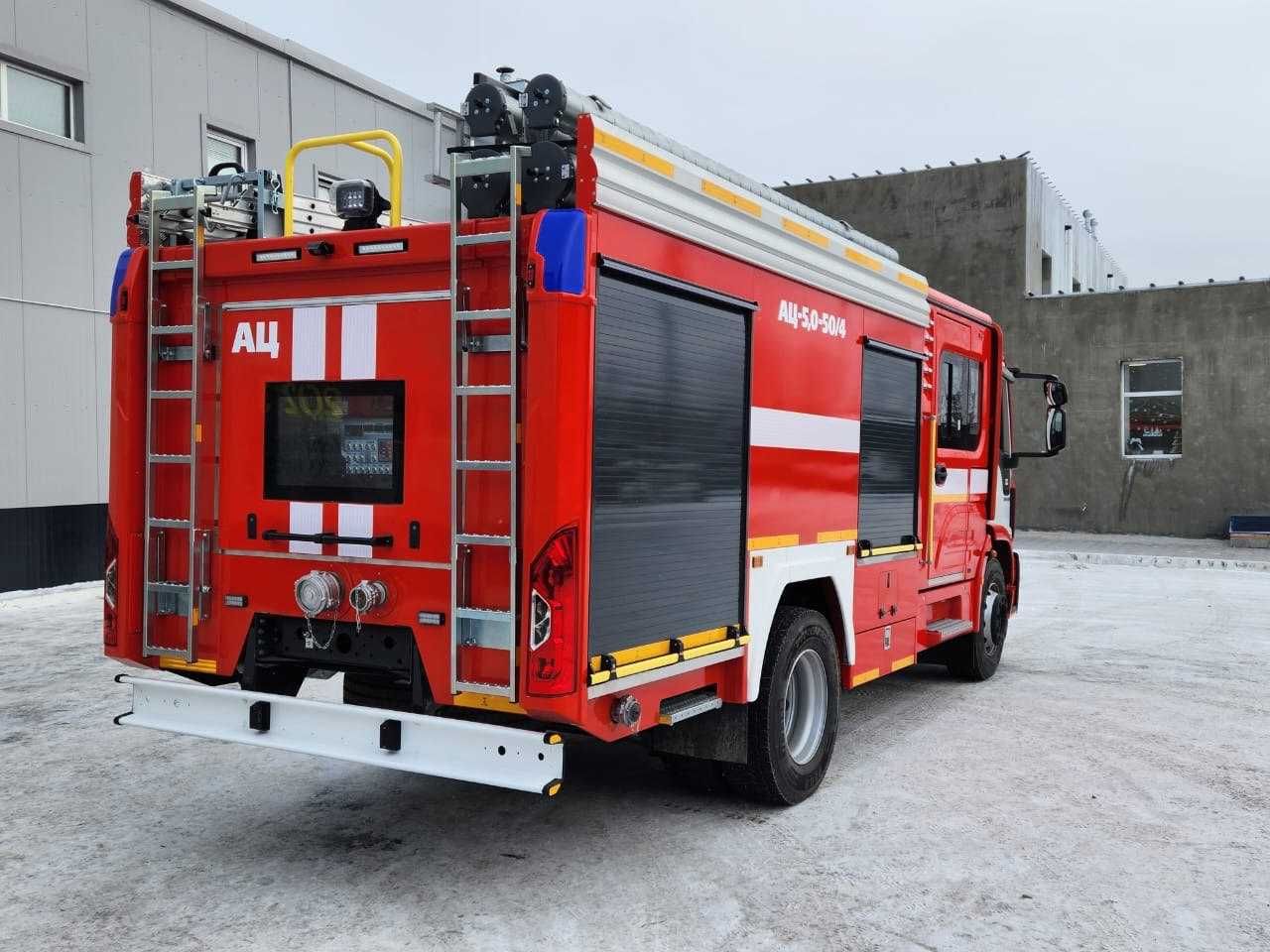 Автоцистерна пожарная, Пожарная машина.