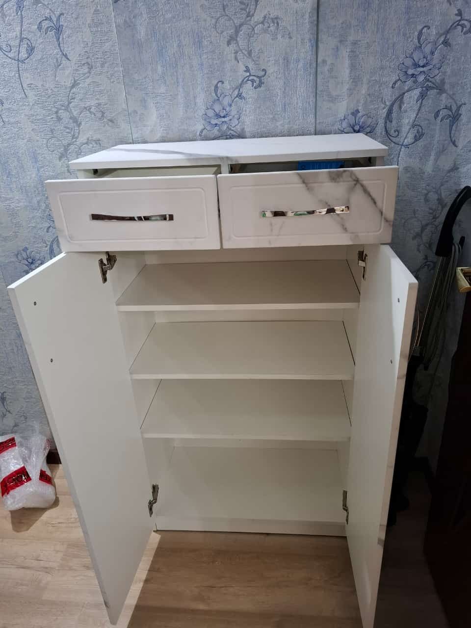 Срочно продам обувницу