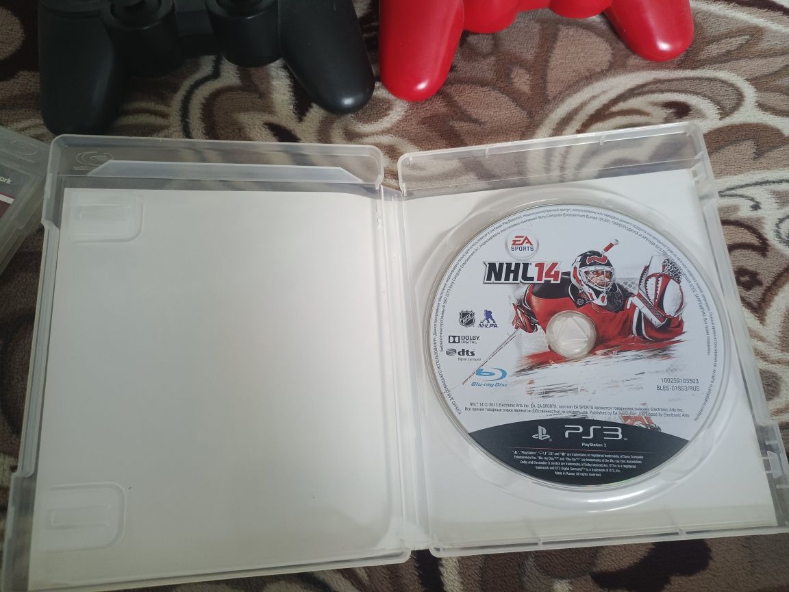 Продам диски и джойстики на PS3