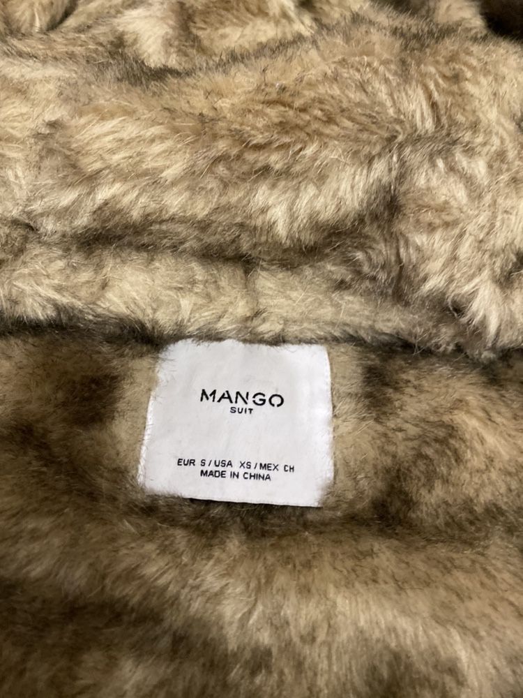 Парка от Mango