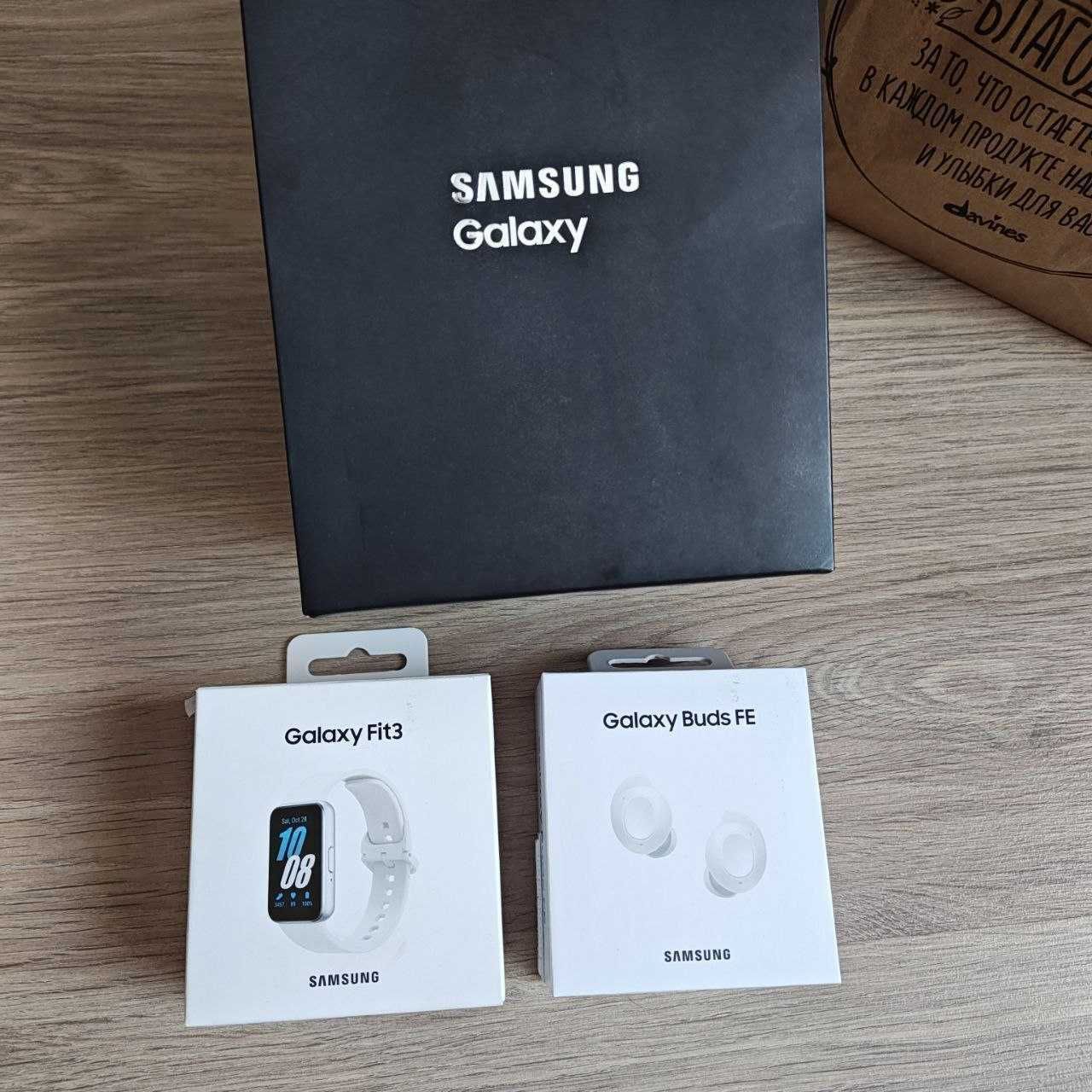 Новый умные часы Samsung Galaxy Fit 3 + Наушник Samsung Galaxy Buds FE