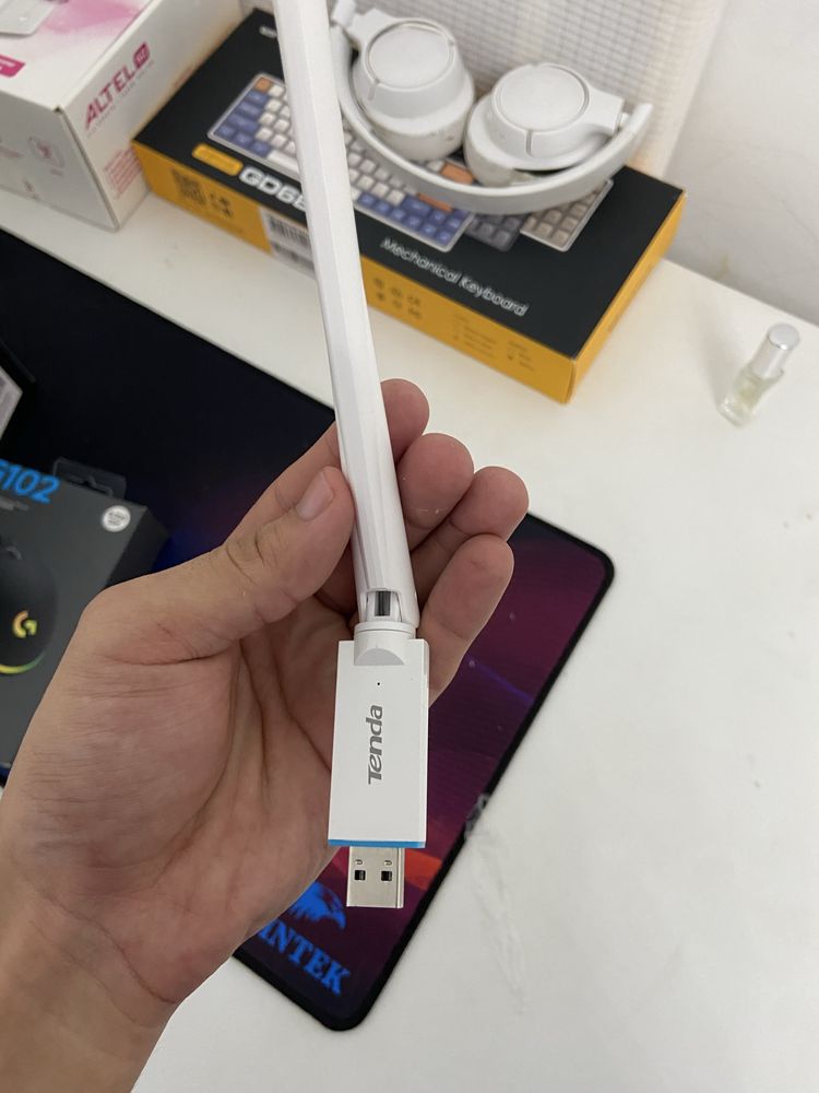 Игровой мышка наушник клавитура +сетевой усилтель