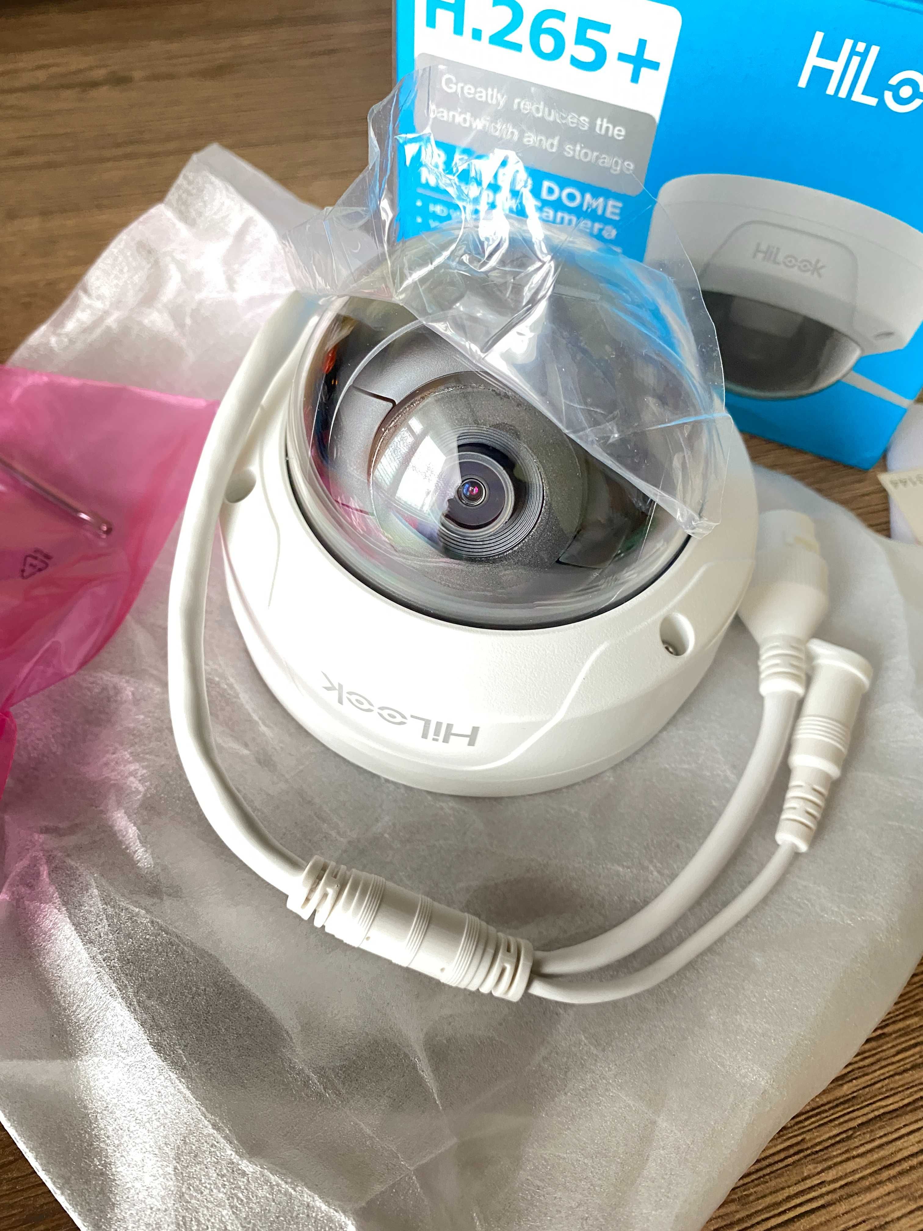 сетевая купольная видеокамера HiLook IPC-D121H (2.8 мм) (C) 2МП