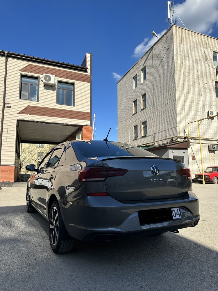 Авто в аренду под такси