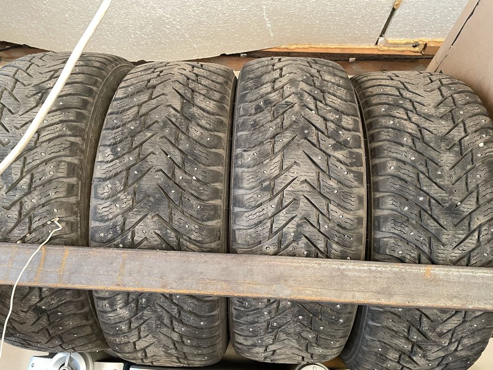 Резина Nokian 225/60/17