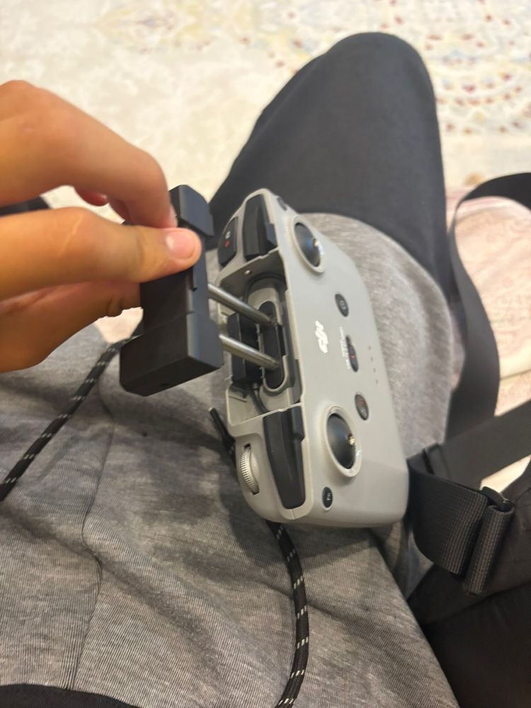 Продам дрон dji mini 3