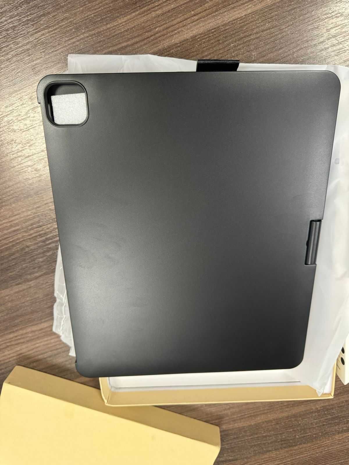 Чехол-клавиатура Kolude для IPad Pro 13 дюйм 2024 года