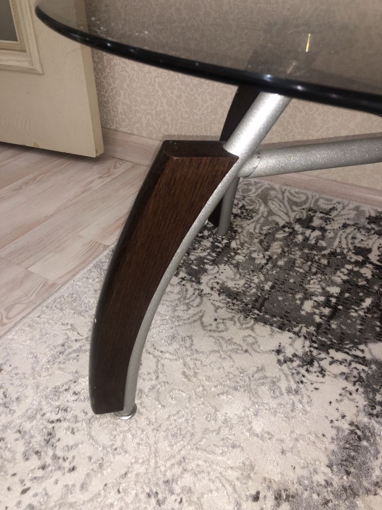 Журнальный столик