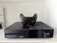 Xbox One Fat 500GB + игры
