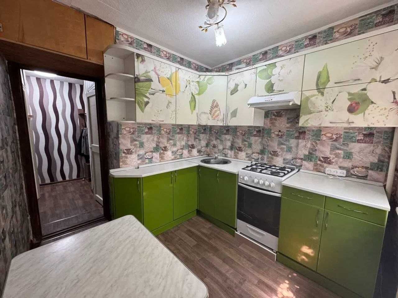Продам 1 комнатную квартиру на 3/5 этаже