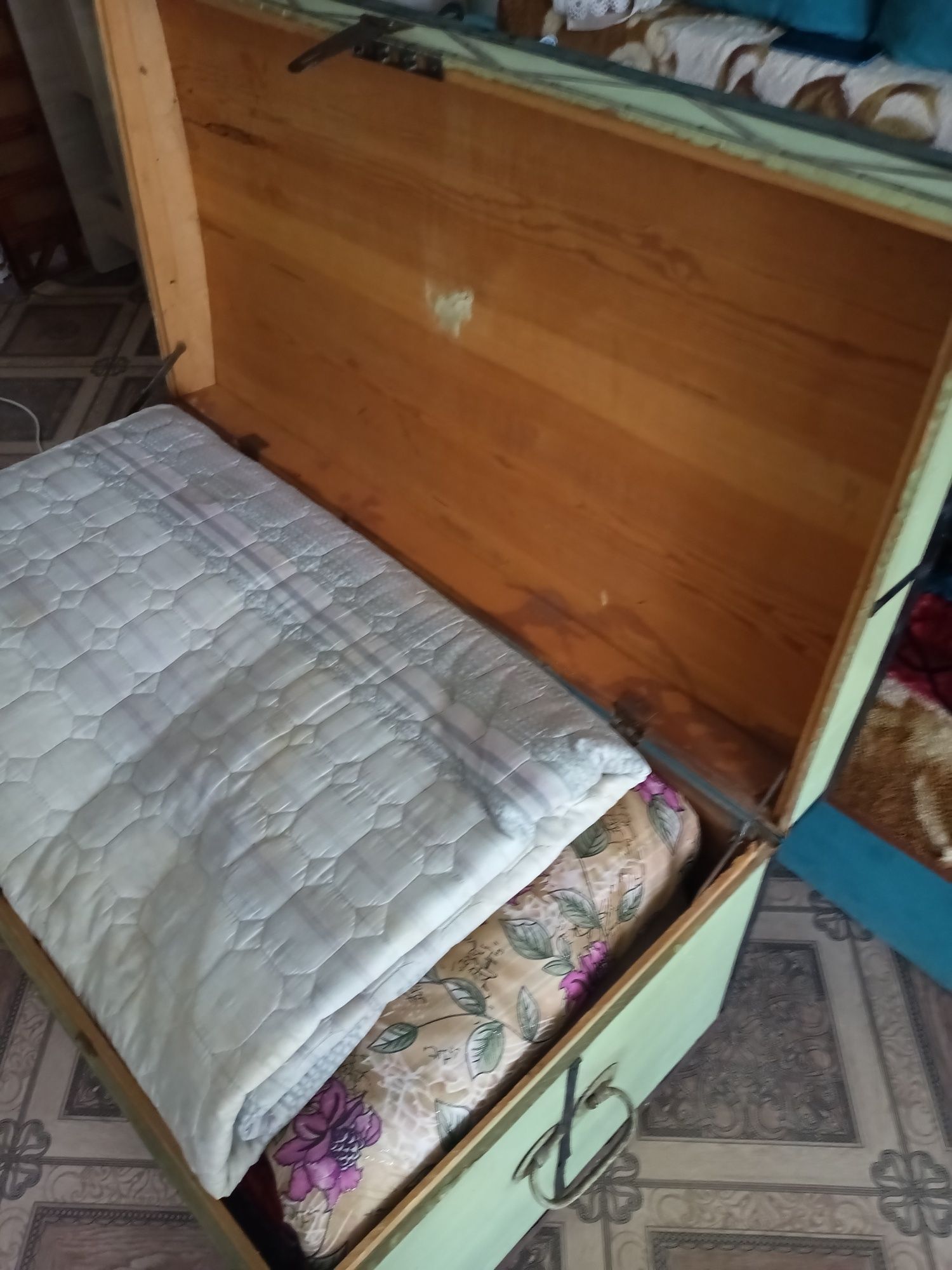 Продам сундук для вещей