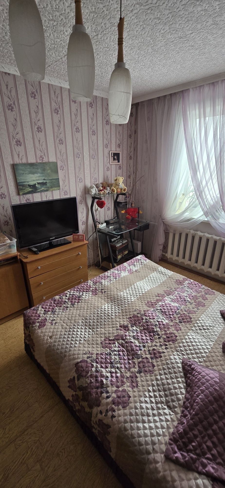 Продам 2-х комнатную квартиру по адресу Беркимбаева 90.